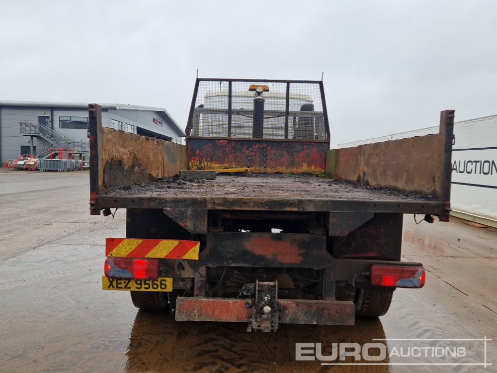2009 MAN TGM18.240 - Truk jungkit: gambar 4 2009 MAN TGM18.240 - Truk jungkit: gambar 4