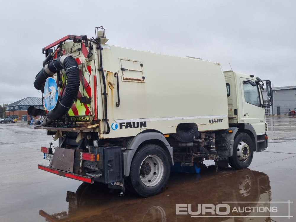 2009 Mercedes Atego 1318 - Penyapu jalan: gambar 5 2009 Mercedes Atego 1318 - Penyapu jalan: gambar 5