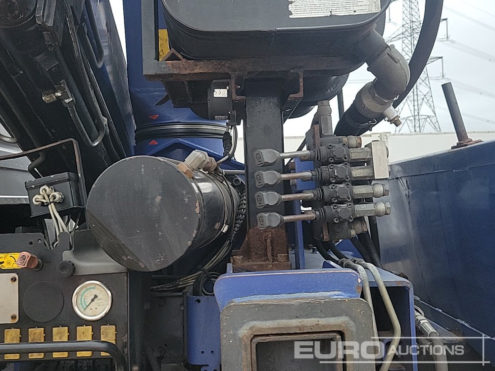 Truk flatbed untuk pengangkutan mesin berat 2009 Scania P270: gambar 18