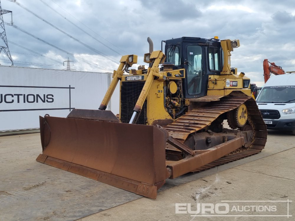 2010 CAT D6T - Bulldozer: gambar 1 2010 CAT D6T - Bulldozer: gambar 1