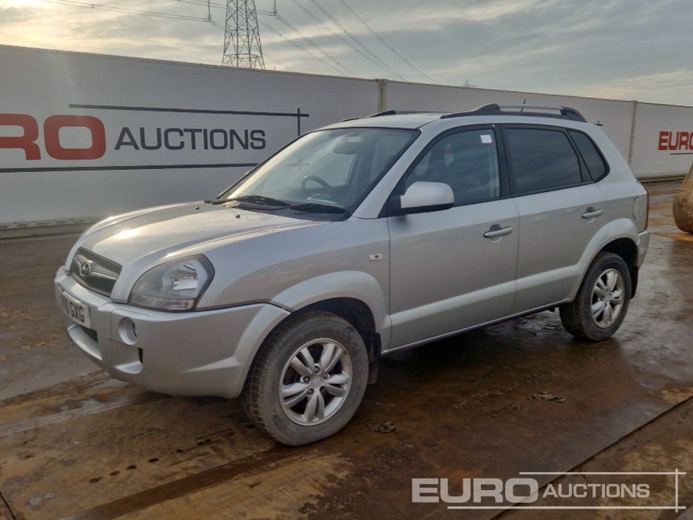 2010 Hyundai Tucson - Mobil SUV: gambar 1 2010 Hyundai Tucson - Mobil SUV: gambar 1