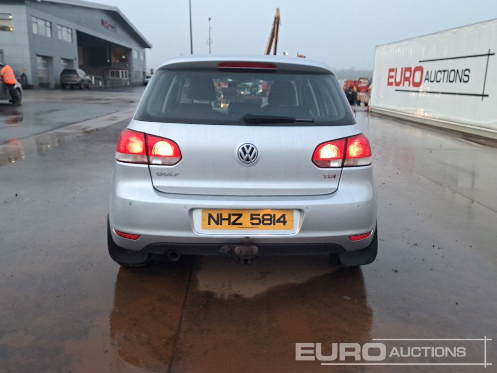 2010 Volkswagen Golf - Mobil: gambar 4 2010 Volkswagen Golf - Mobil: gambar 4