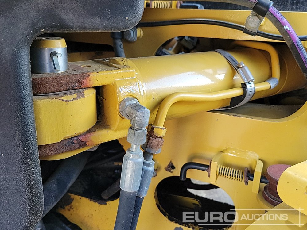 Grader 2011 CAT 140M2: gambar 41