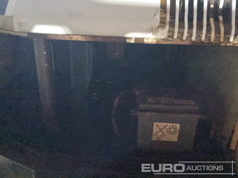 Menara penerangan 2011 Generac VB9: gambar 13