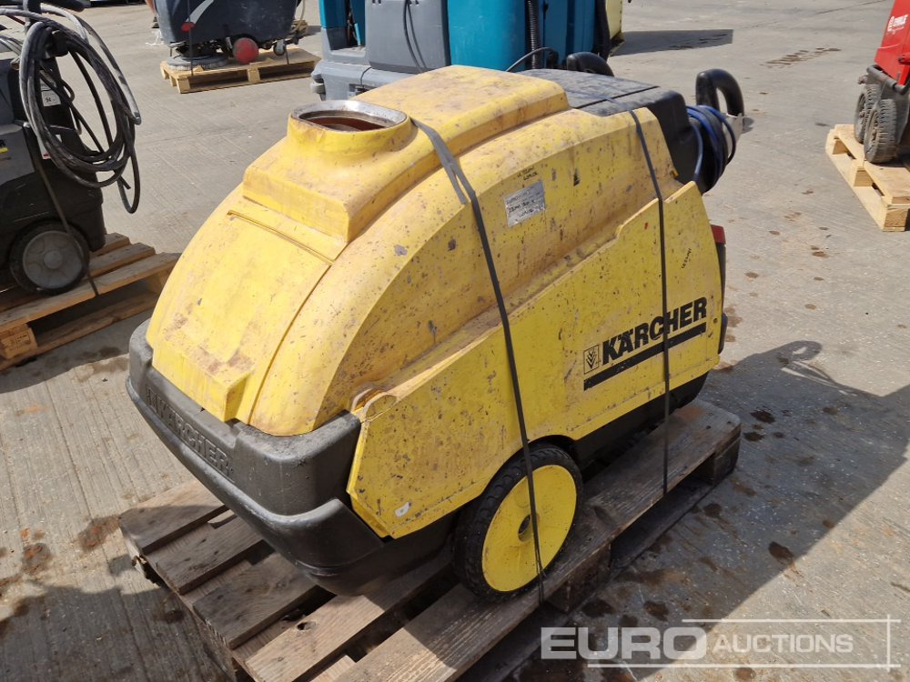2011 Karcher 250 Volt Scrubber Dryer - Membangun inventaris: gambar 1 2011 Karcher 250 Volt Scrubber Dryer - Membangun inventaris: gambar 1
