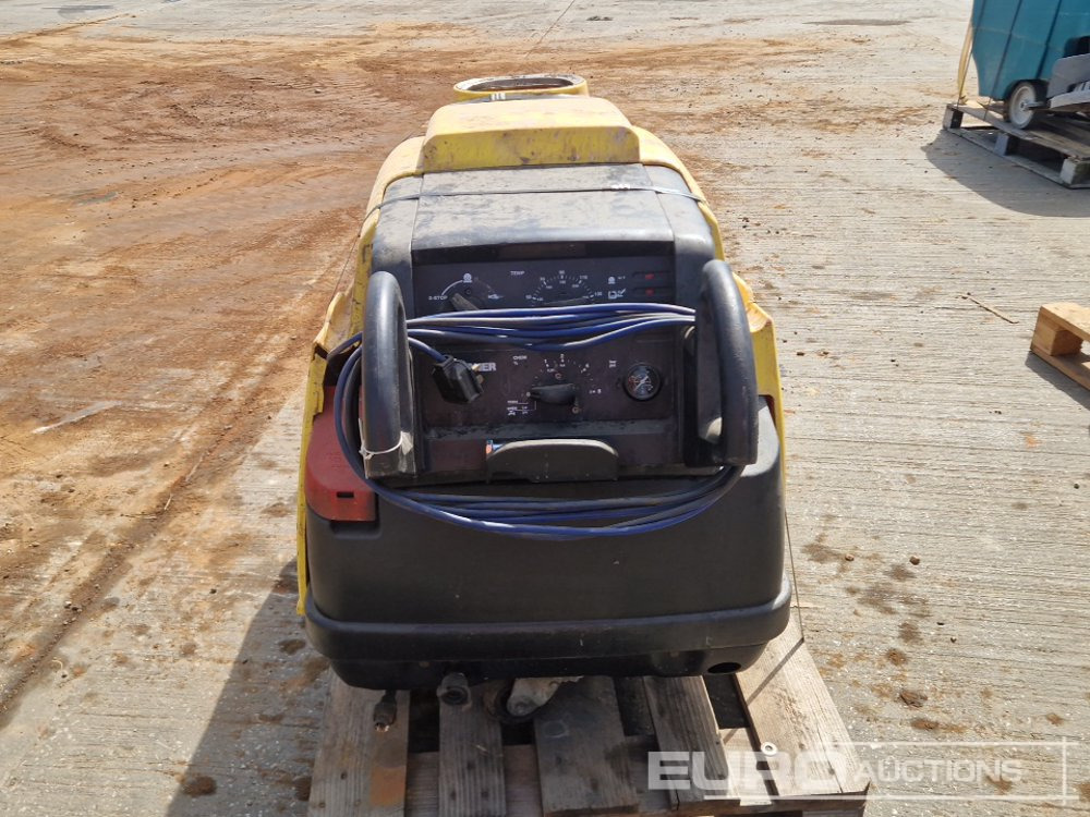 2011 Karcher 250 Volt Scrubber Dryer - Membangun inventaris: gambar 4 2011 Karcher 250 Volt Scrubber Dryer - Membangun inventaris: gambar 4