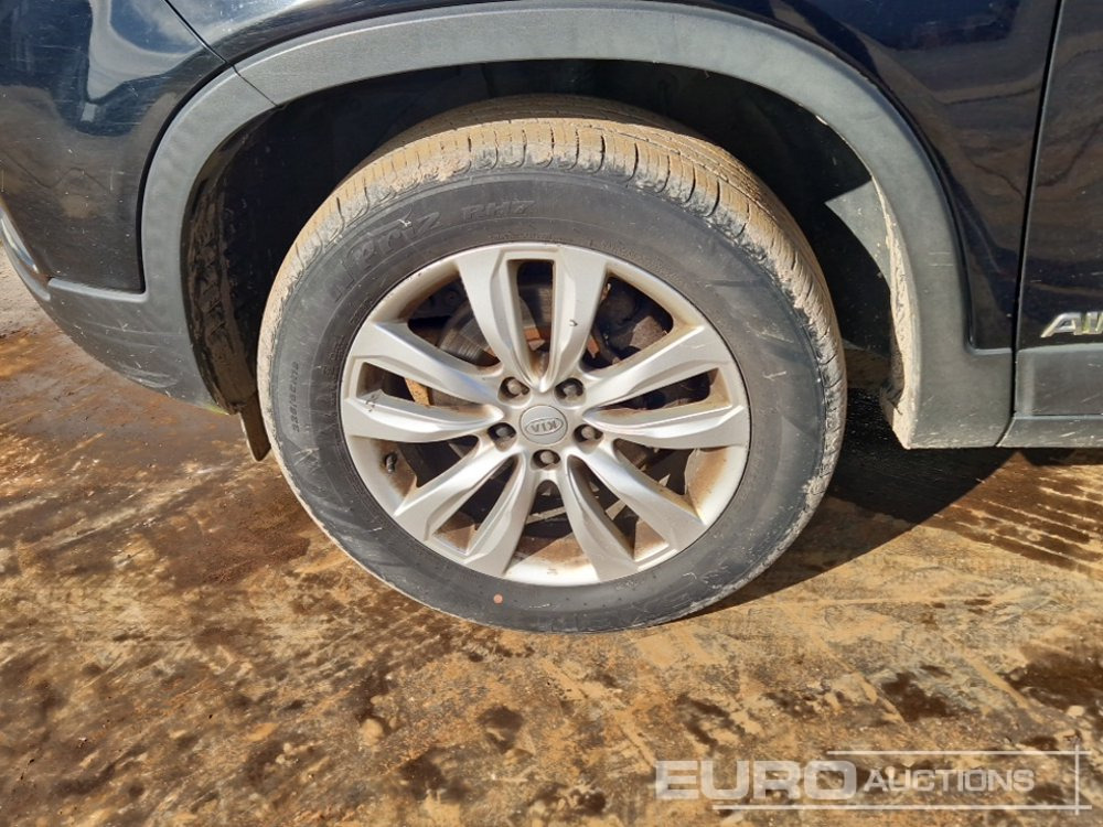 2011 Kia Sorento - Mobil SUV: gambar 5 2011 Kia Sorento - Mobil SUV: gambar 5