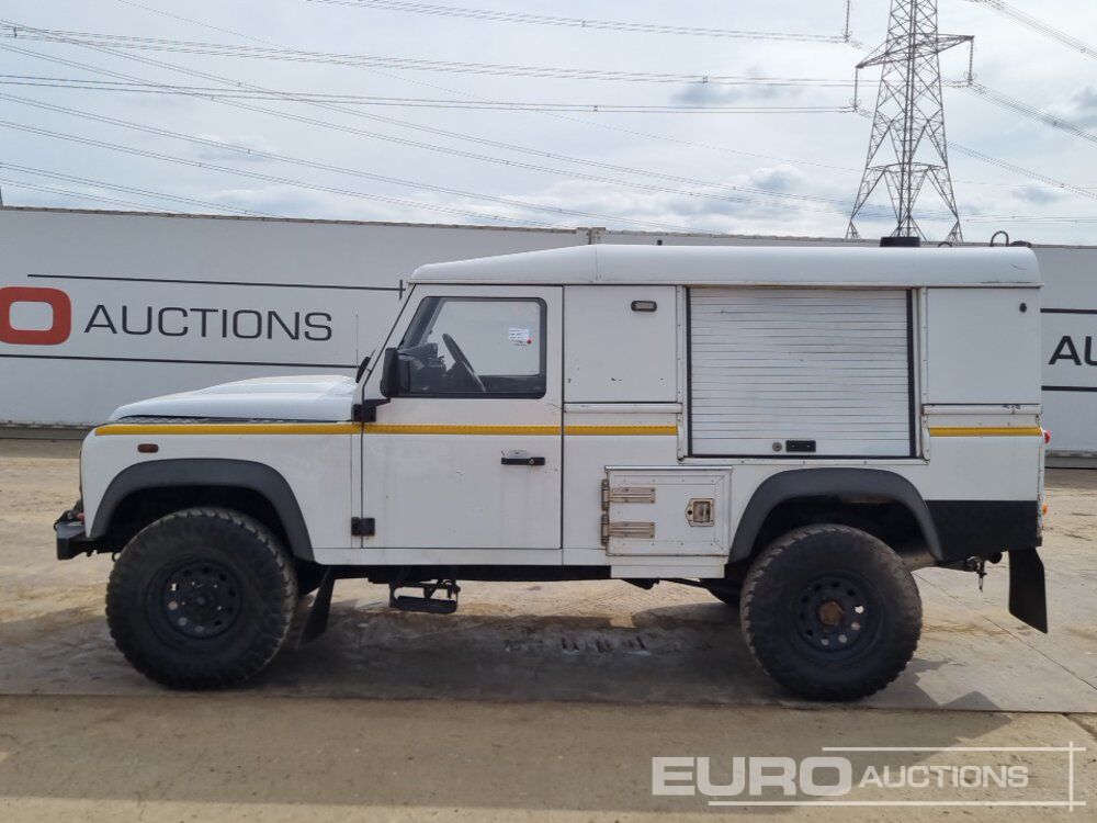 2011 Land Rover Defender - Mobil SUV: gambar 2 2011 Land Rover Defender - Mobil SUV: gambar 2