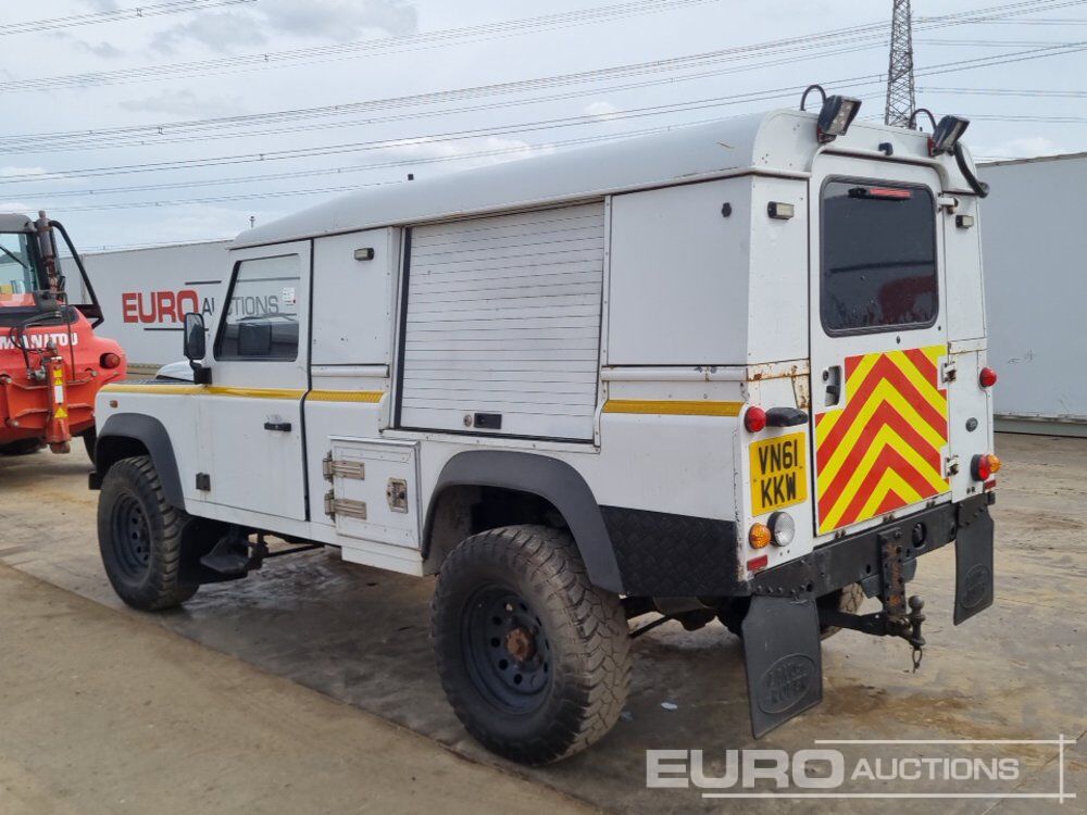 2011 Land Rover Defender - Mobil SUV: gambar 3 2011 Land Rover Defender - Mobil SUV: gambar 3