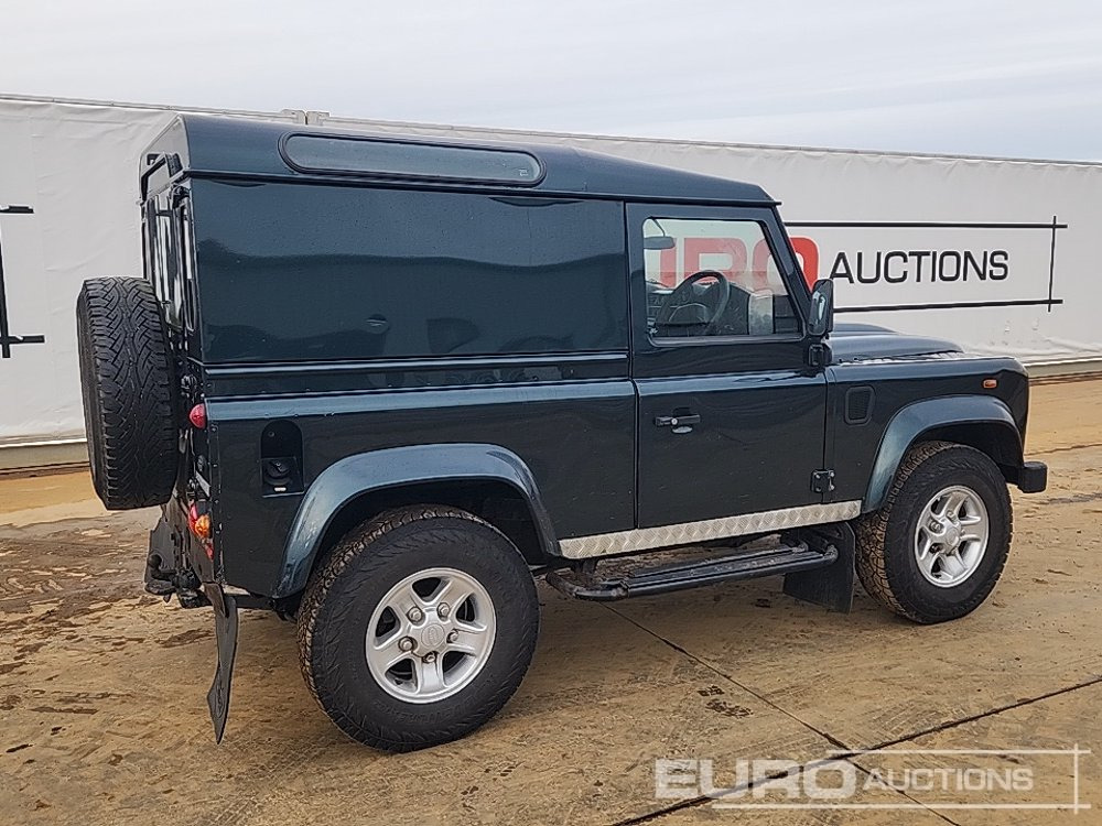 2012 Land Rover Defender 90 - Mobil SUV: gambar 5 2012 Land Rover Defender 90 - Mobil SUV: gambar 5