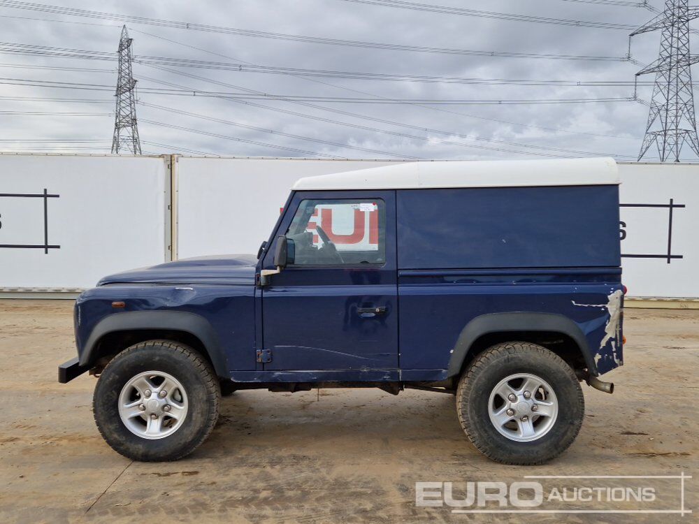 2012 Land Rover Defender - Mobil SUV: gambar 2 2012 Land Rover Defender - Mobil SUV: gambar 2