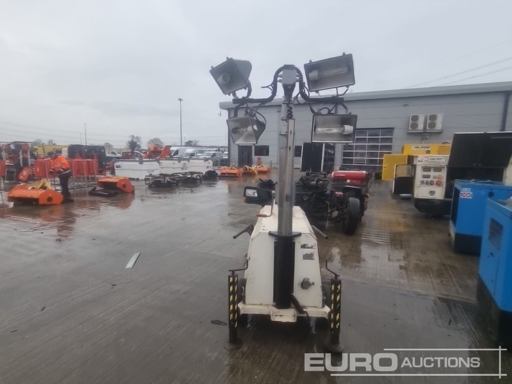 Menara penerangan 2012 Towerlight VT2: gambar 8