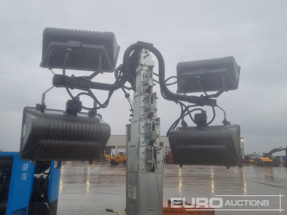 Menara penerangan 2012 Towerlight VT2: gambar 19