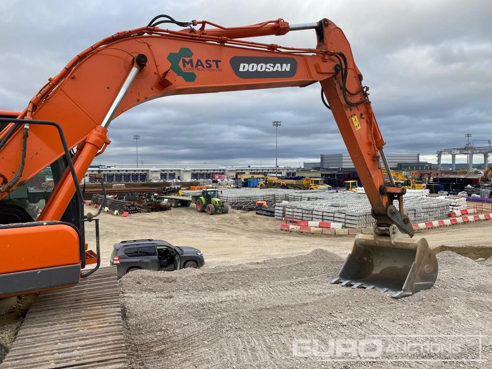 2013 Doosan DX225LC - Ekskavator perayap: gambar 2 2013 Doosan DX225LC - Ekskavator perayap: gambar 2