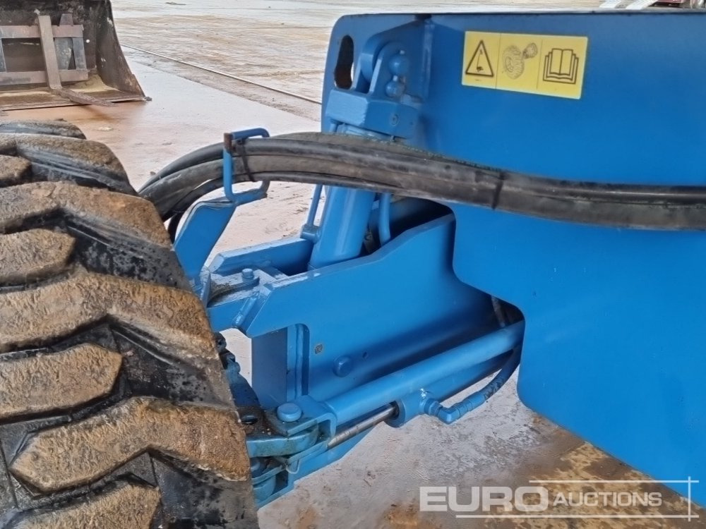 Platform pengangkat 2014 Genie S45: gambar 13