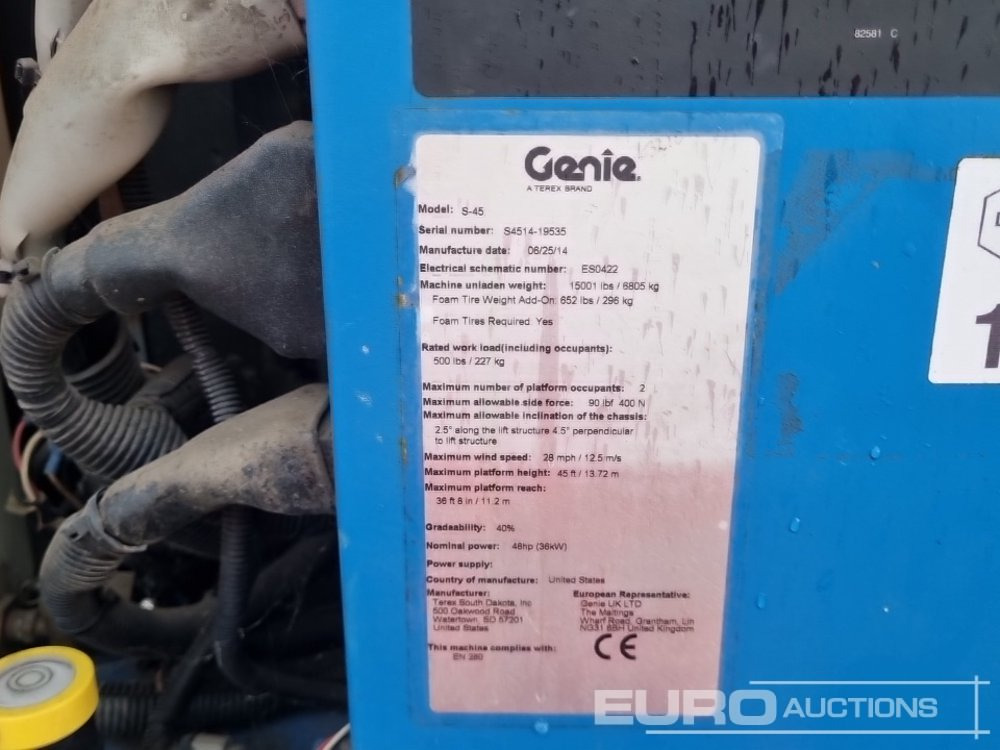 Platform pengangkat 2014 Genie S45: gambar 46