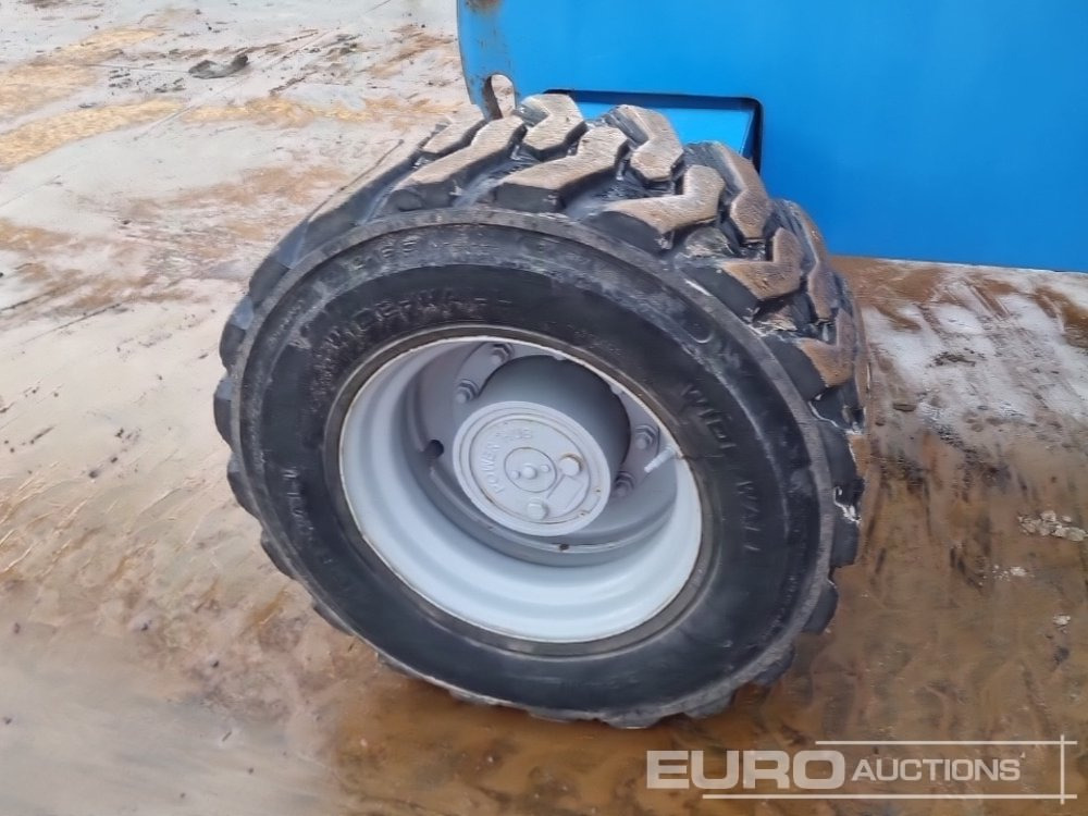 Platform pengangkat 2014 Genie S45: gambar 10