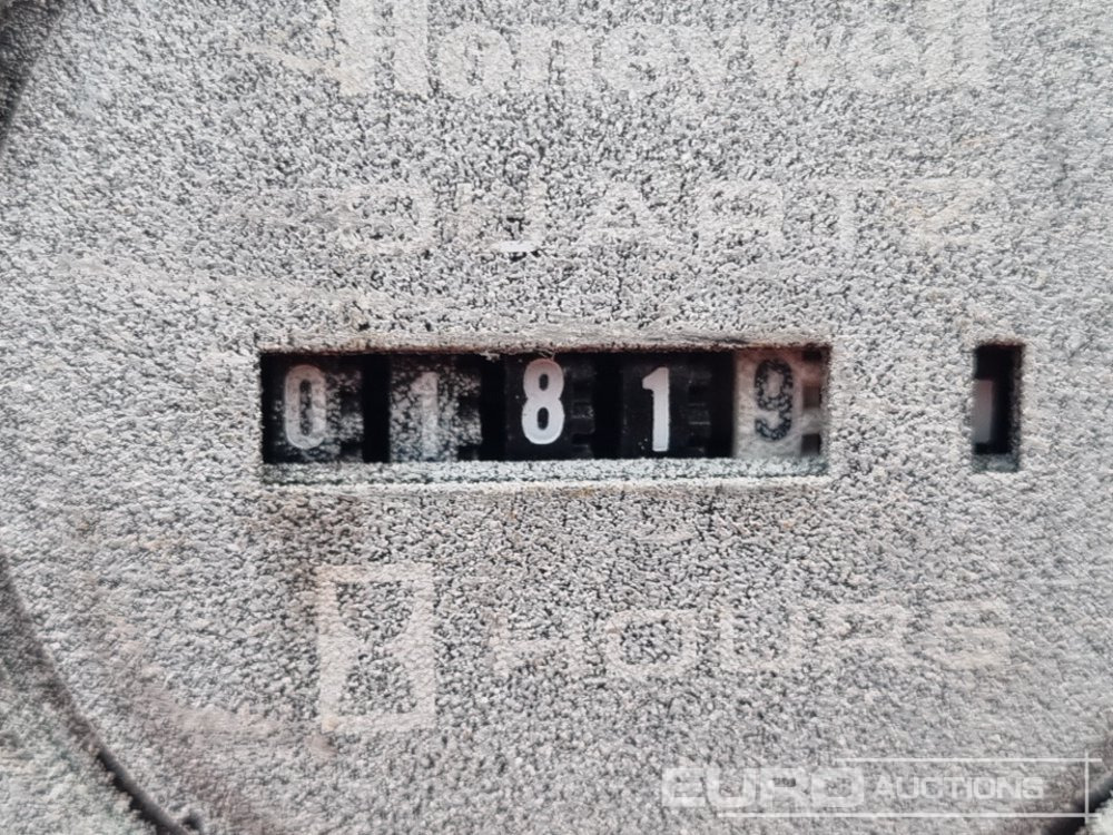 Platform pengangkat 2014 SkyJack SJ12: gambar 22 Platform pengangkat 2014 SkyJack SJ12: gambar 22