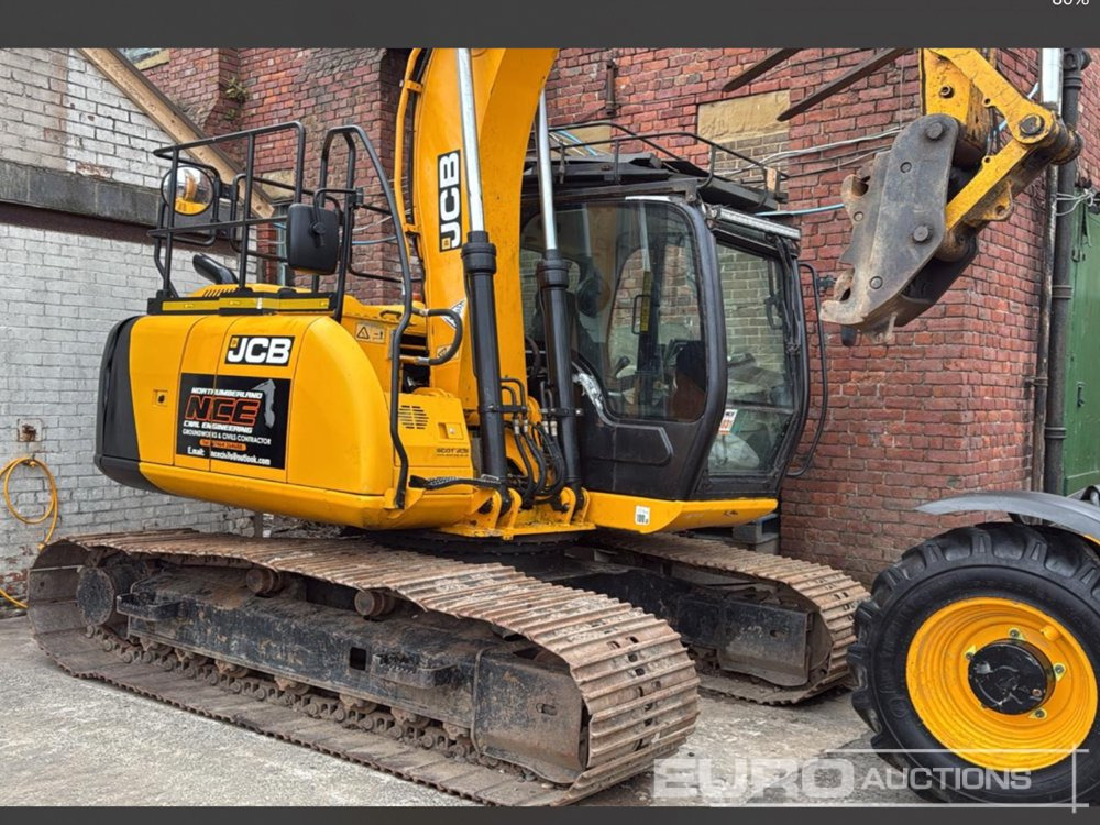 2015 JCB JS130LC - Ekskavator perayap: gambar 1 2015 JCB JS130LC - Ekskavator perayap: gambar 1