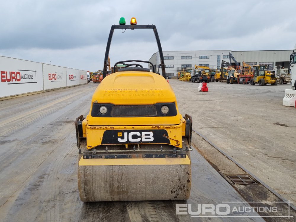 Roller 2015 JCB VMT380: gambar 8