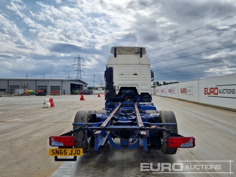2015 MAN TGX26.440 - Truk sasis: gambar 4 2015 MAN TGX26.440 - Truk sasis: gambar 4