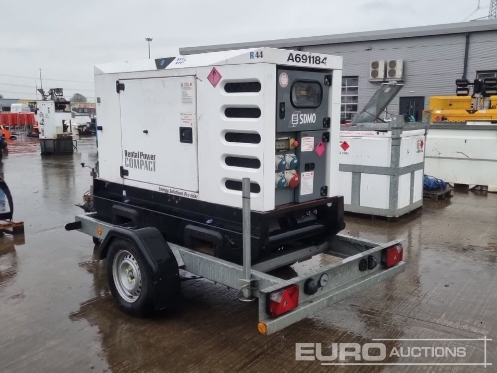 2015 SDMO R44 - Genset: gambar 3 2015 SDMO R44 - Genset: gambar 3