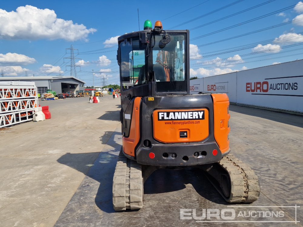 2016 Hitachi ZX55U-5A - Ekskavator mini: gambar 4 2016 Hitachi ZX55U-5A - Ekskavator mini: gambar 4