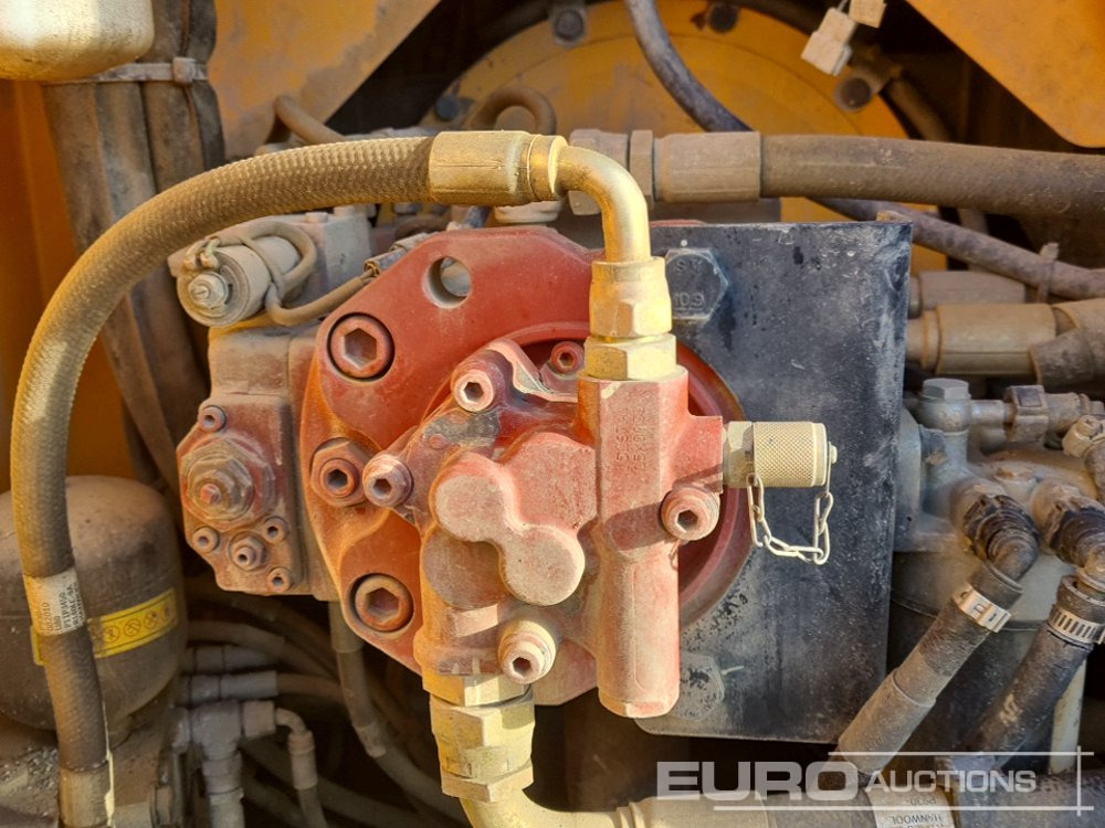 Ekskavator perayap 2016 Hyundai R140LC-9A: gambar 32