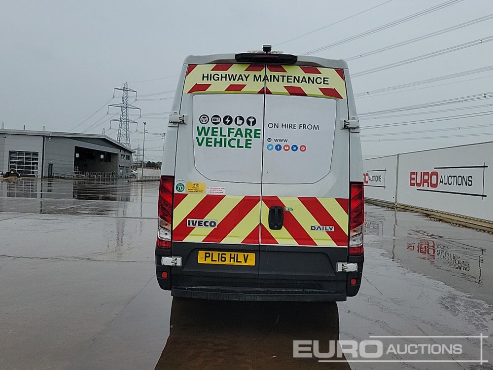 2016 Iveco Daily 35S11 - Van kombi: gambar 4 2016 Iveco Daily 35S11 - Van kombi: gambar 4