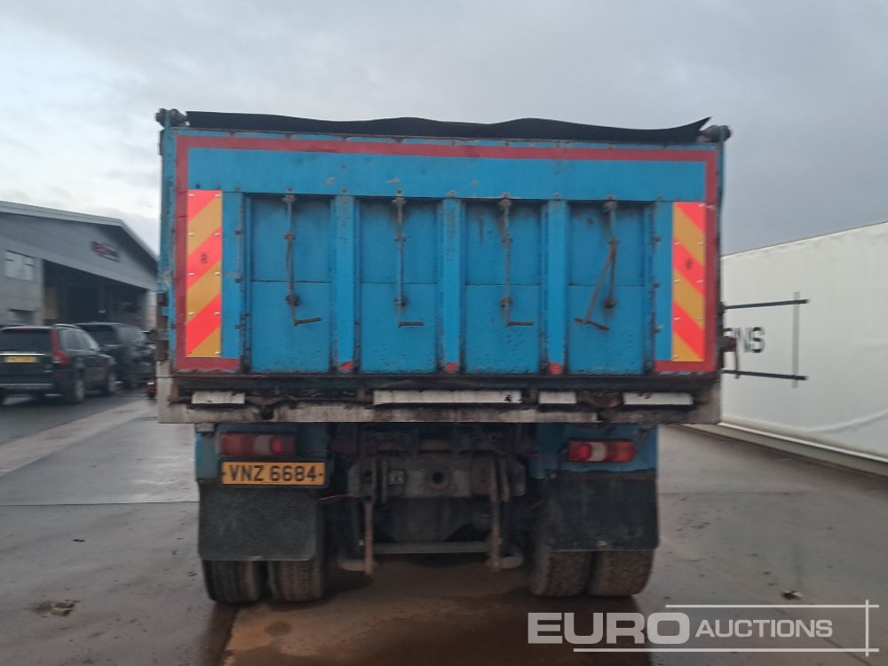 2016 Mercedes Arocs 3240 - Truk jungkit: gambar 4 2016 Mercedes Arocs 3240 - Truk jungkit: gambar 4