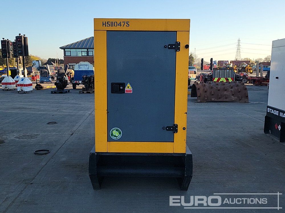 2016 SDMO R110C3 - Genset: gambar 4 2016 SDMO R110C3 - Genset: gambar 4