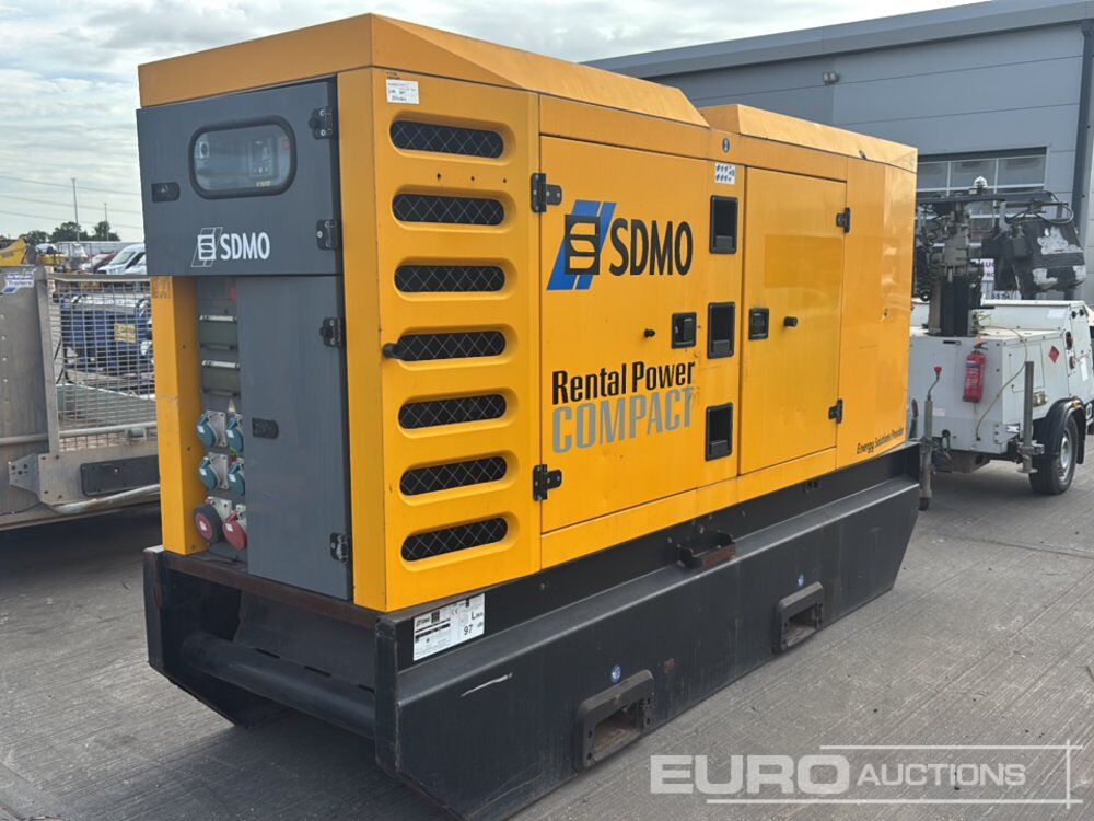 2016 SDMO R220C3 - Genset: gambar 1 2016 SDMO R220C3 - Genset: gambar 1