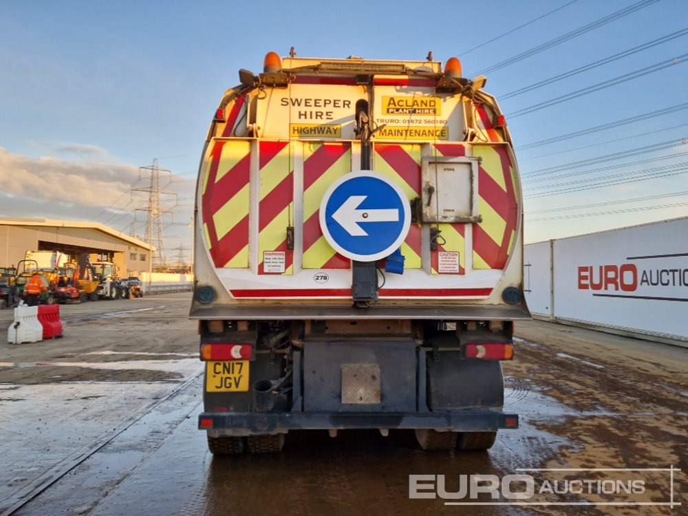 2017 DAF LF220 - Penyapu jalan: gambar 4 2017 DAF LF220 - Penyapu jalan: gambar 4