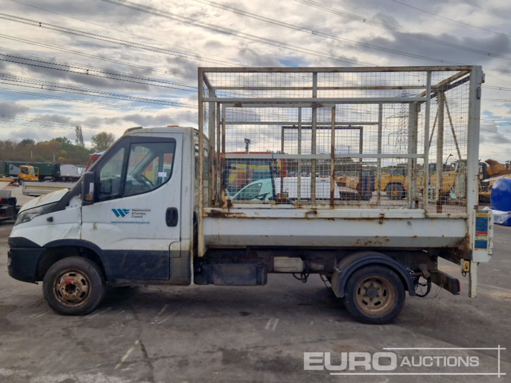 2017 Iveco Daily 35-120 - Van jungkit: gambar 2 2017 Iveco Daily 35-120 - Van jungkit: gambar 2