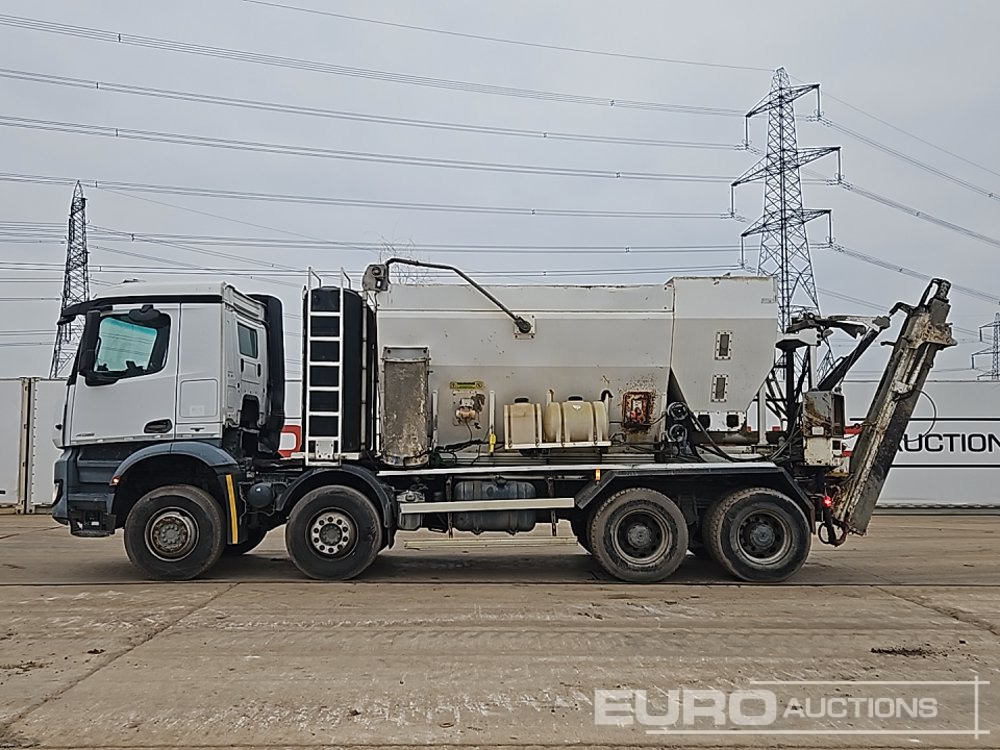 2017 Mercedes AROCS 4136 - Truk pengaduk beton: gambar 2 2017 Mercedes AROCS 4136 - Truk pengaduk beton: gambar 2