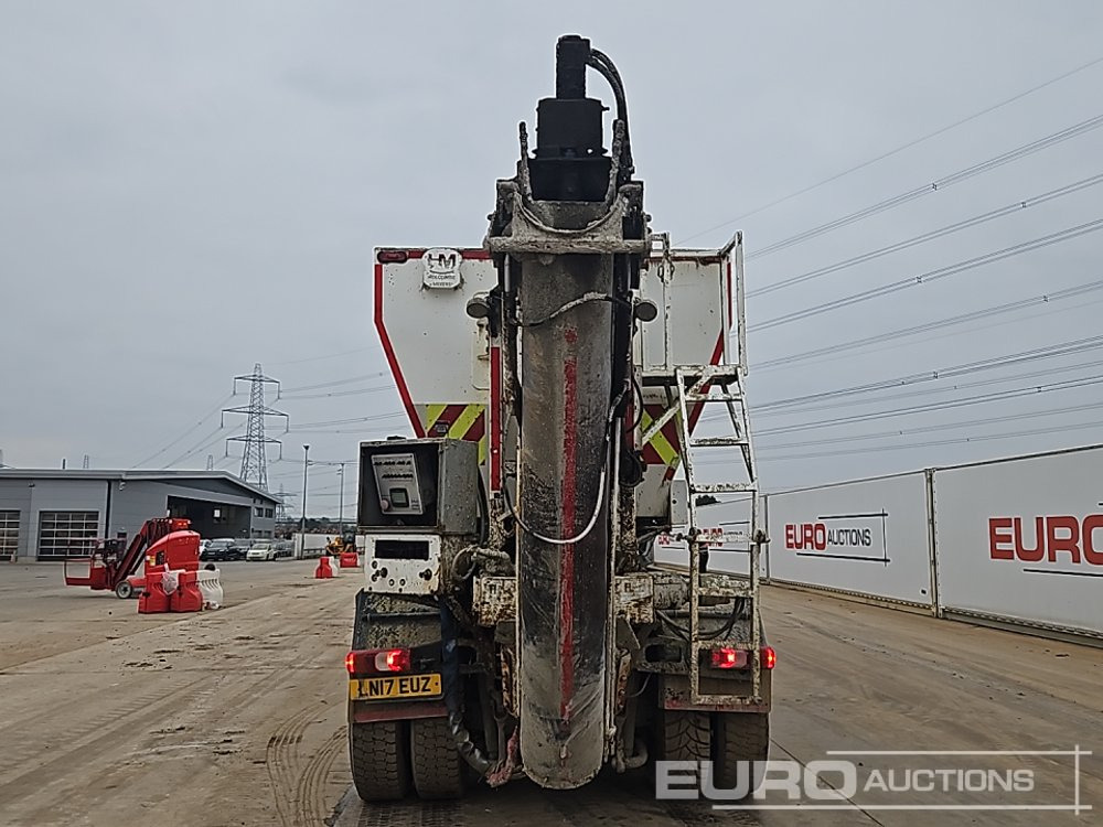 2017 Mercedes AROCS 4136 - Truk pengaduk beton: gambar 4 2017 Mercedes AROCS 4136 - Truk pengaduk beton: gambar 4