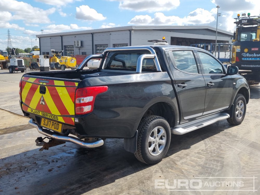 2017 Mitsubishi L200 - Truk pikap: gambar 5 2017 Mitsubishi L200 - Truk pikap: gambar 5