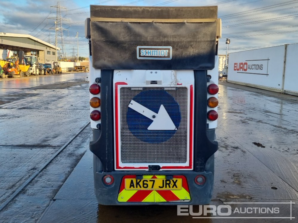 2017 Schmidt Compact 200 - Penyapu jalan: gambar 4 2017 Schmidt Compact 200 - Penyapu jalan: gambar 4