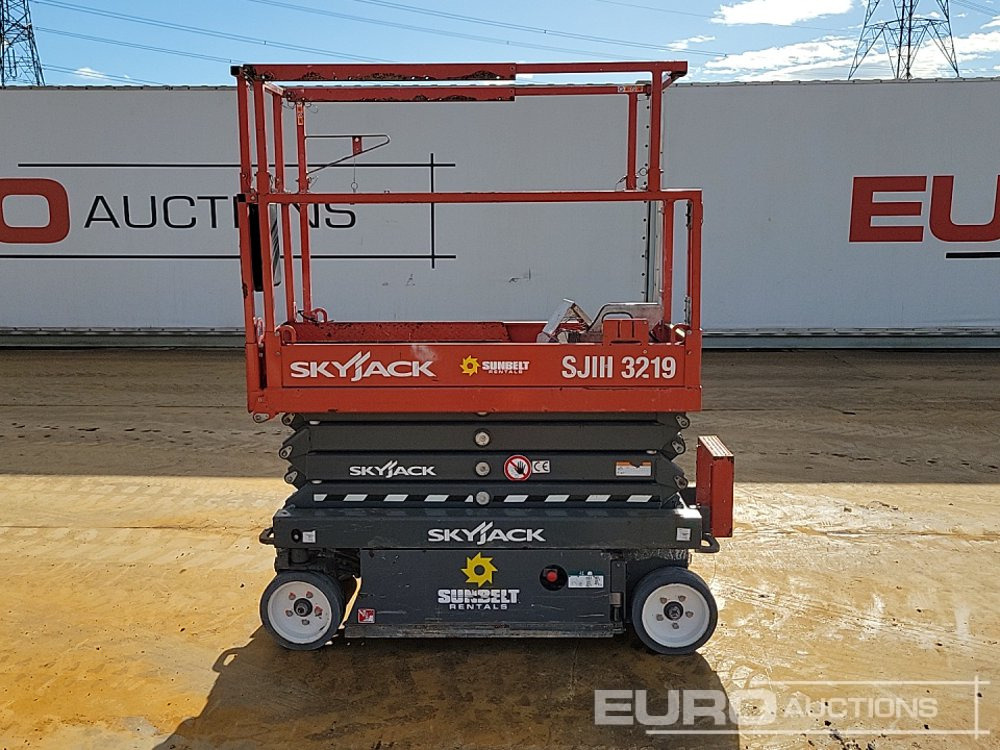 2017 SkyJack SJIII 3219 - Platform pengangkat: gambar 2 2017 SkyJack SJIII 3219 - Platform pengangkat: gambar 2