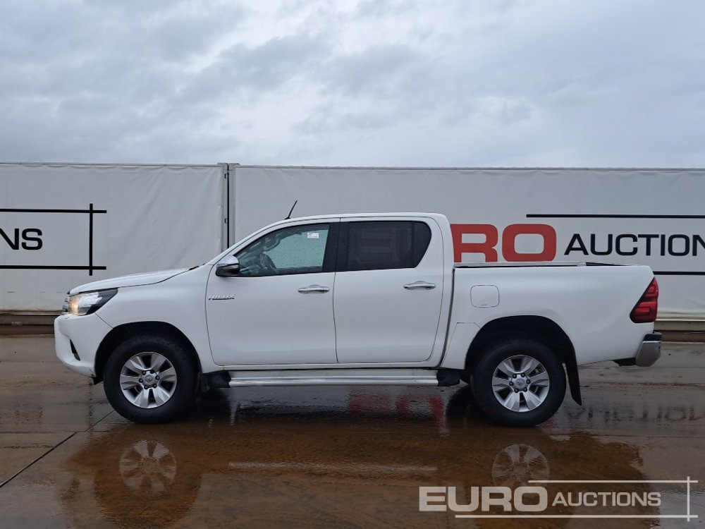 2017 Toyota Hilux - Truk pikap: gambar 2 2017 Toyota Hilux - Truk pikap: gambar 2