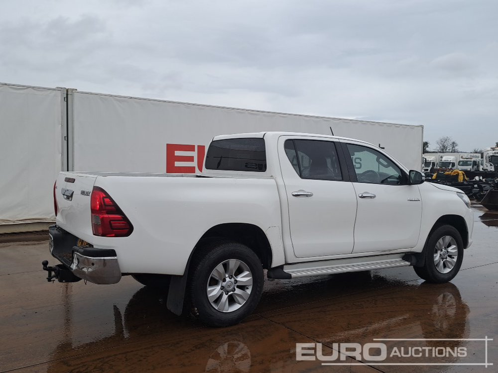 2017 Toyota Hilux - Truk pikap: gambar 5 2017 Toyota Hilux - Truk pikap: gambar 5