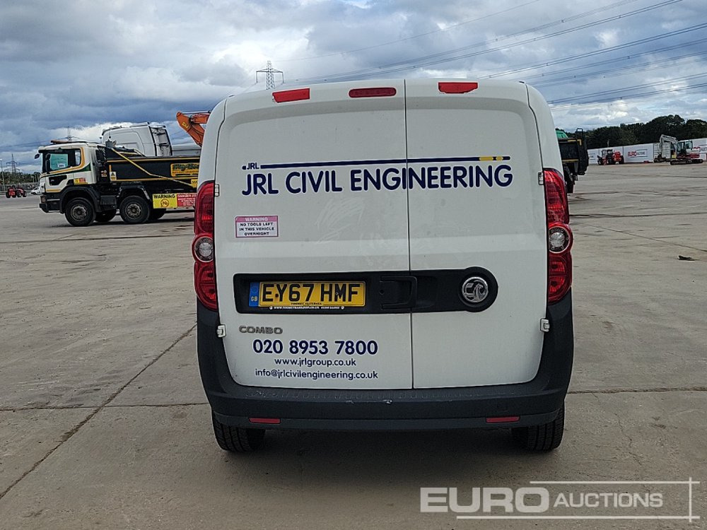 2017 Vauxhall Combo - Van kombi: gambar 4 2017 Vauxhall Combo - Van kombi: gambar 4