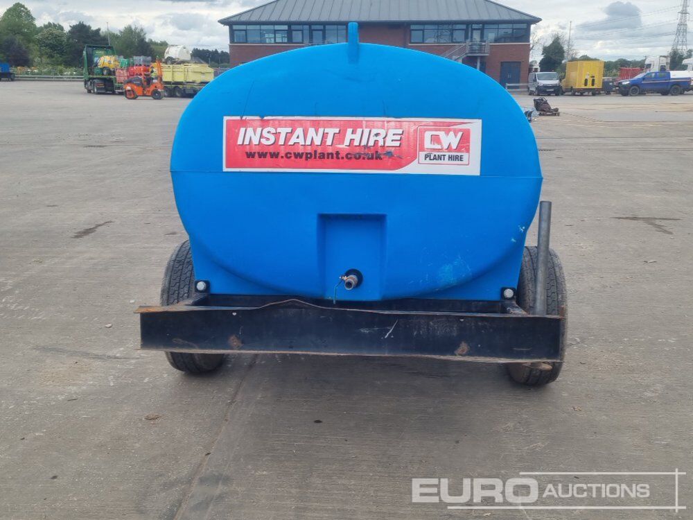 2018 Bowser Supply 2000 Litre - Tangki penyimpanan: gambar 4 2018 Bowser Supply 2000 Litre - Tangki penyimpanan: gambar 4