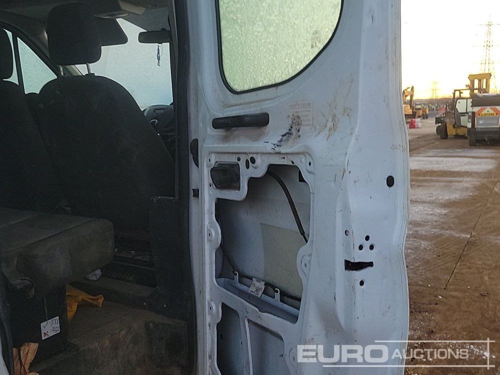 Van jungkit 2018 Ford Transit 350: gambar 23