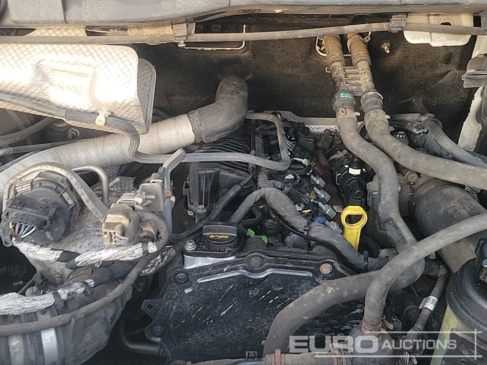 Van jungkit 2018 Ford Transit 350: gambar 16