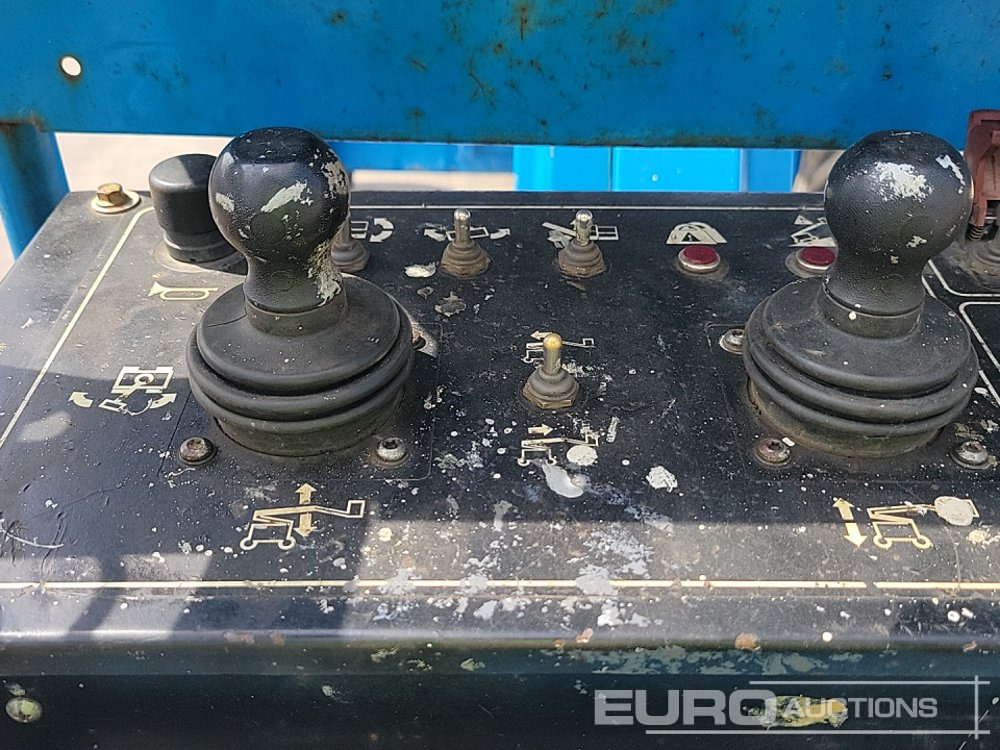 Platform pengangkat 2018 Genie Z-45/25J: gambar 28