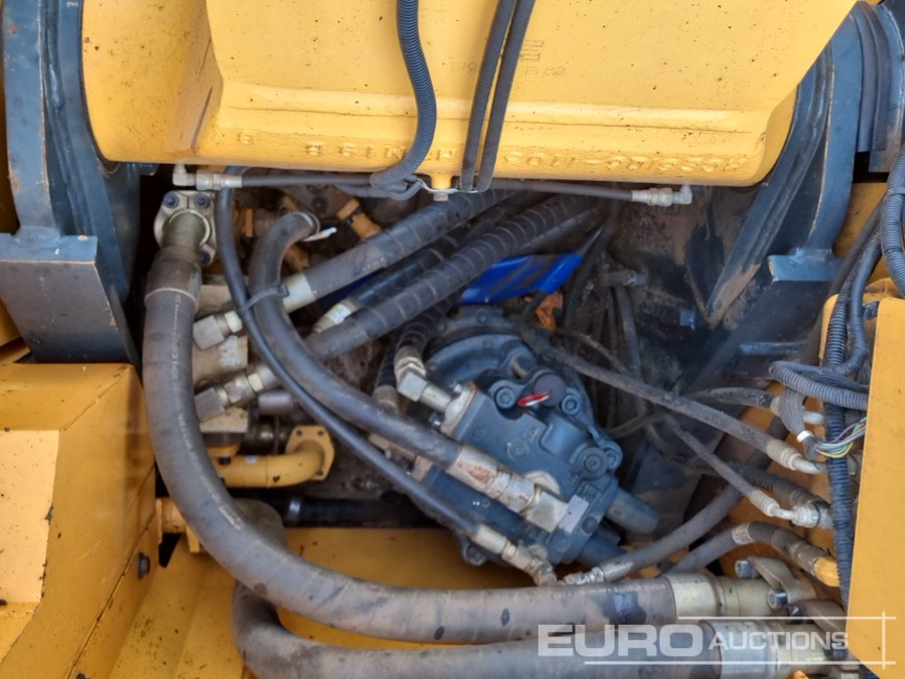 Ekskavator perayap 2018 Hyundai HX235LCR: gambar 33