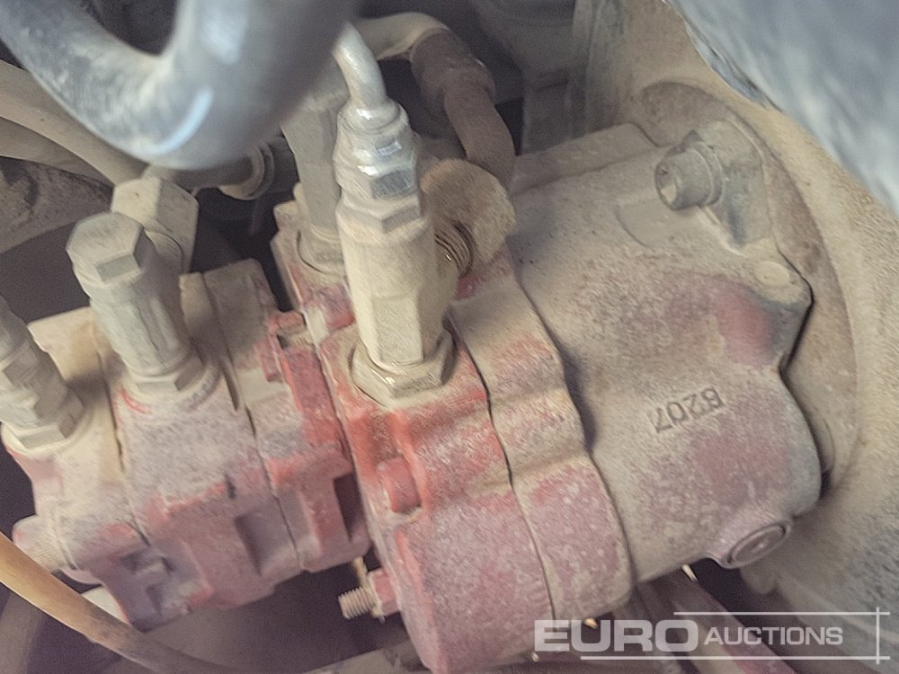 Ekskavator mini 2018 Takeuchi TB230: gambar 39