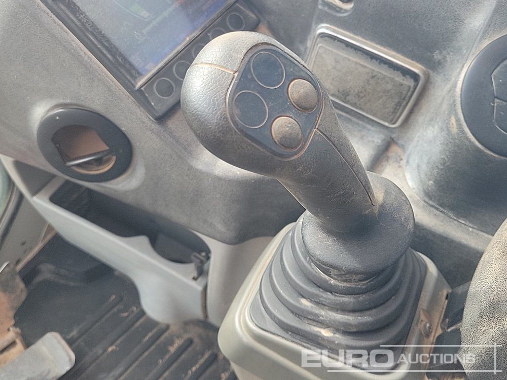 Ekskavator mini 2018 Takeuchi TB230: gambar 42