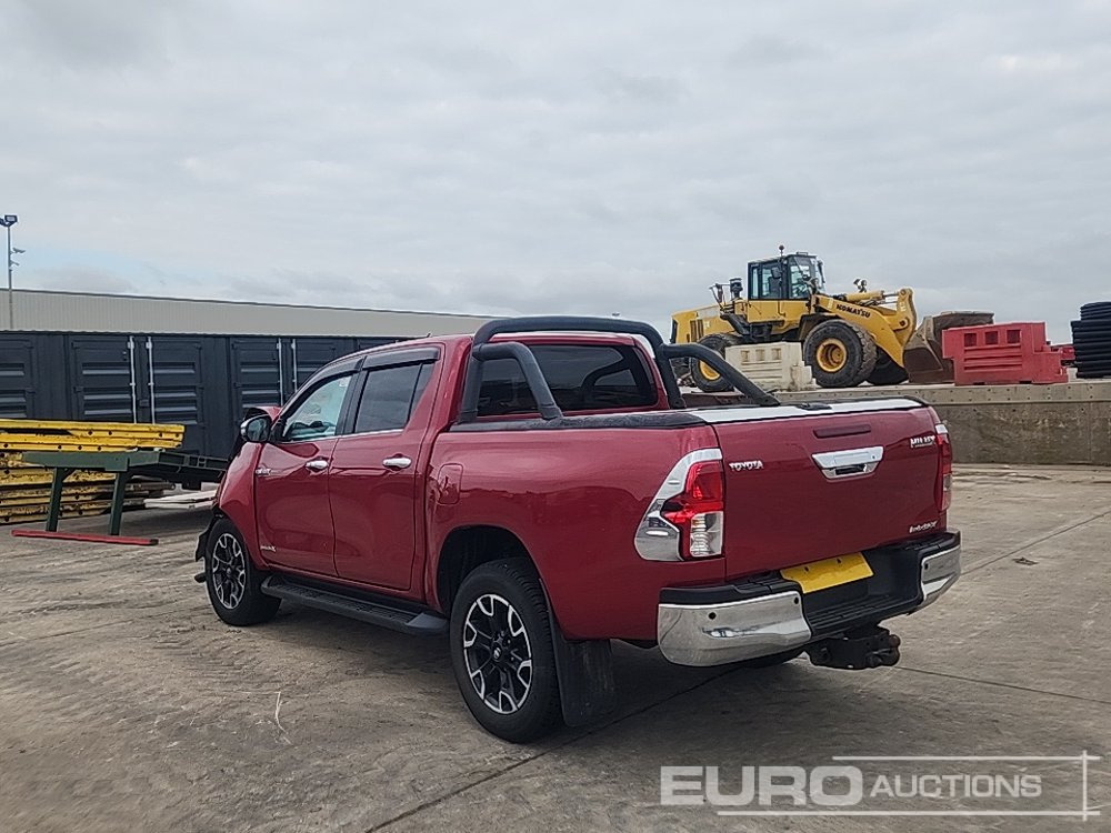 2018 Toyota Hilux Invincible X - Truk pikap: gambar 3 2018 Toyota Hilux Invincible X - Truk pikap: gambar 3